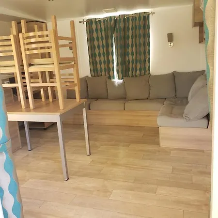 Kemping Mobile-home 8 Couchages *